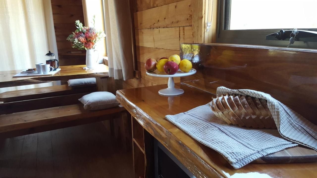 Bed and Breakfast Rustic Hut Bush Retreat Penguin Zewnętrze zdjęcie